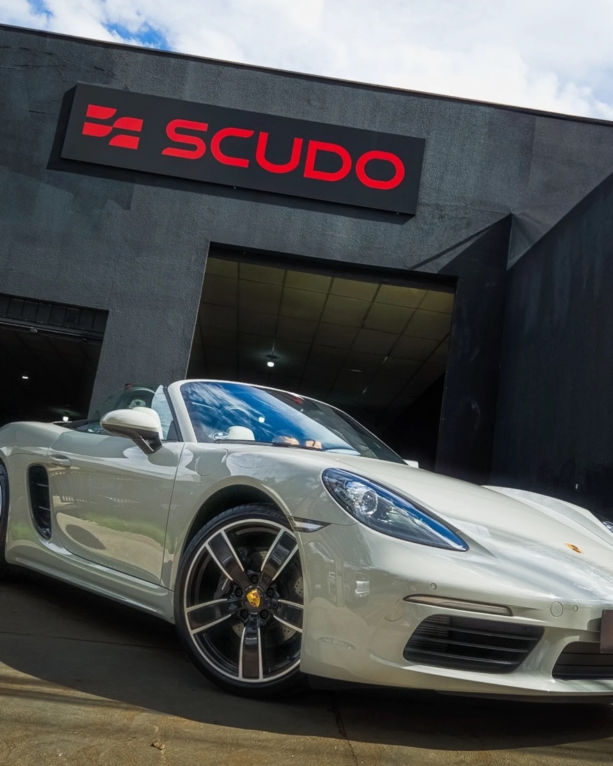 Porsche 718 Boxster